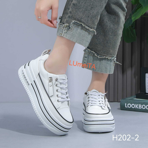 Кроссовки по 8 пар (36-41)р. / 202/2