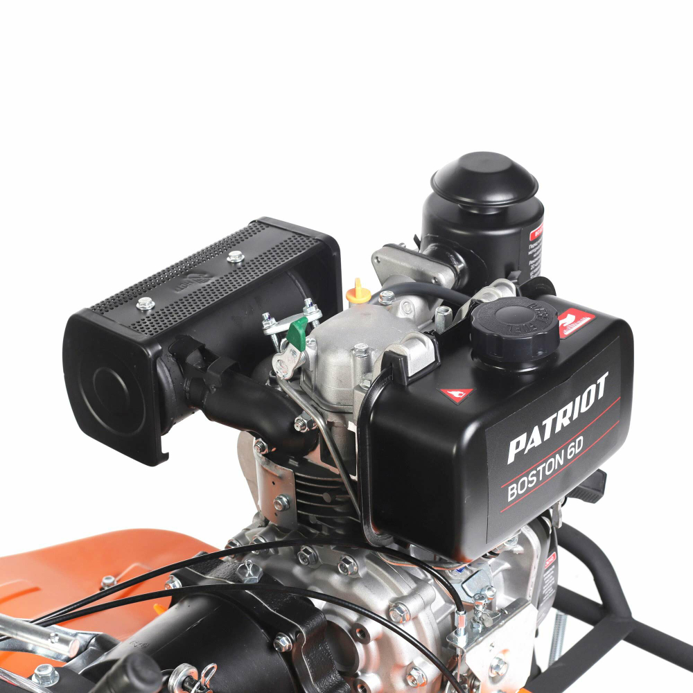 Мотоблок дизельный PATRIOT BOSTON-6D 6 л,с; фрезы: 1050 mm; 2 вперед+ 1 назад;(440701535)