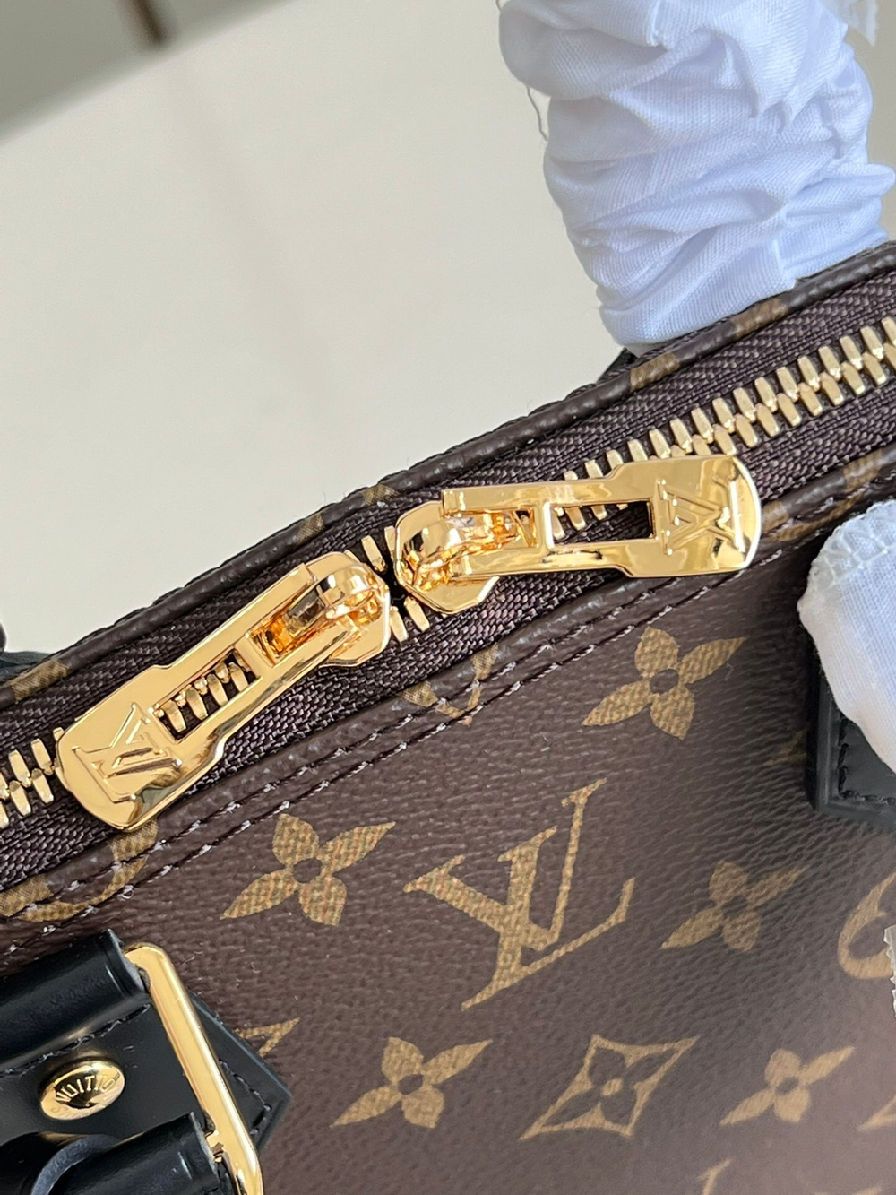 Louis Vuitton Alma BB