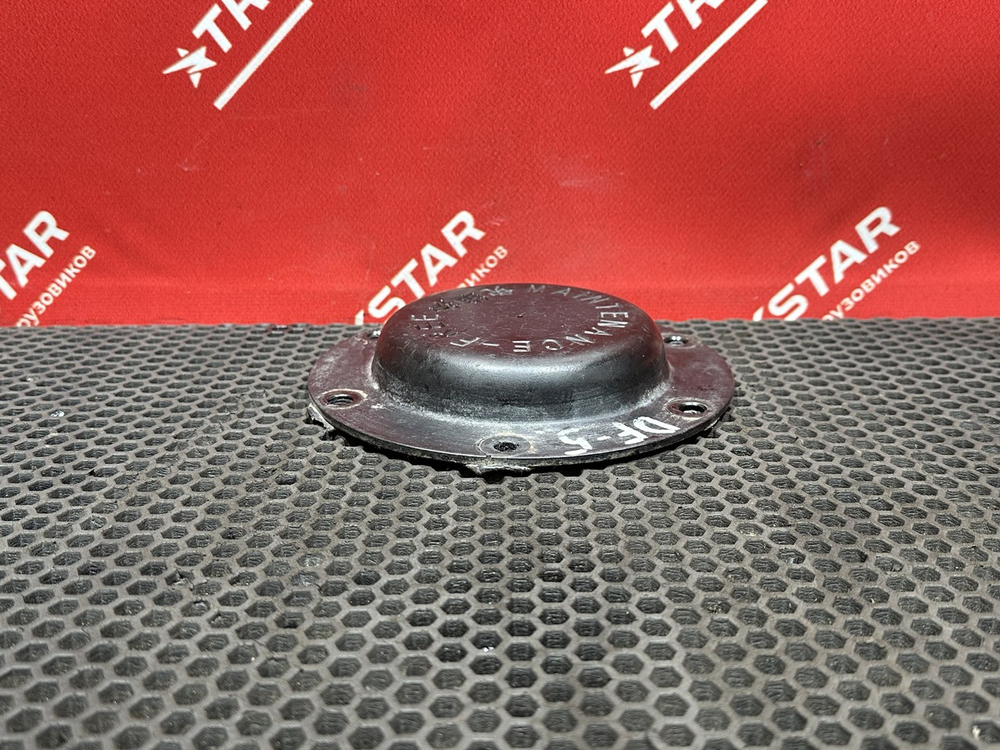 Крышка ступицы передней