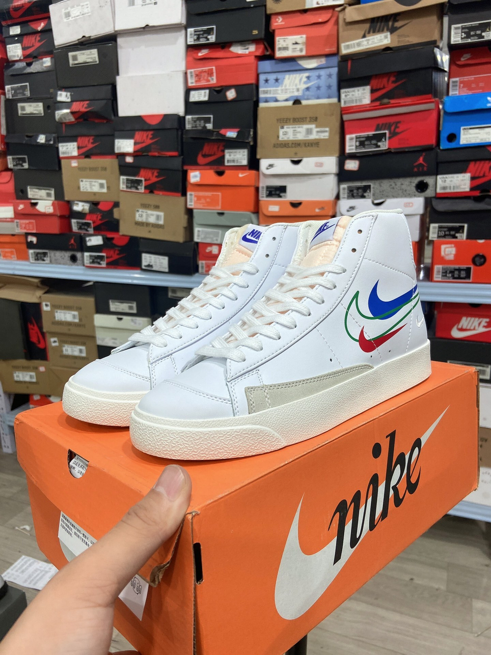 Купить  Blazer Mid 77 Multi-Swoosh