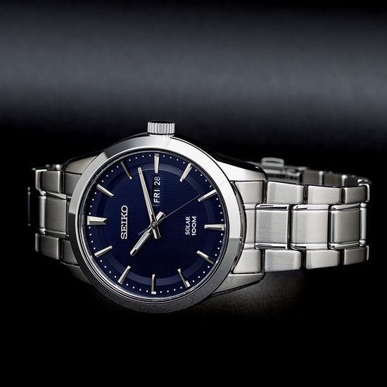 Мужские японские наручные часы Seiko SNE361P1