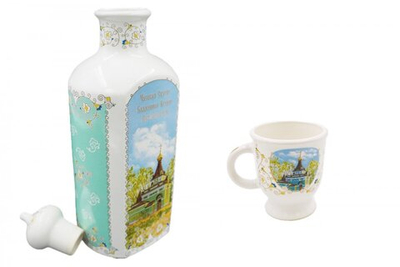 Набор для святой воды: керамический кувшин-бутылка с крышкой и чашка с изображением часовни святой Ксении Петербургской