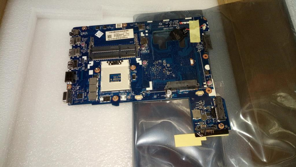 Материнская плата для ноутбука Lenovo G500 VIWGP W8P DIS HM70 L (90002813), оригинал
