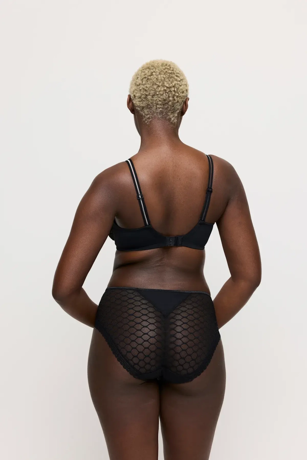 PRIMADONNA TWIST NAKO Бюстгальтер с полной чашкой, черный