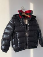 Пуховик Moncler