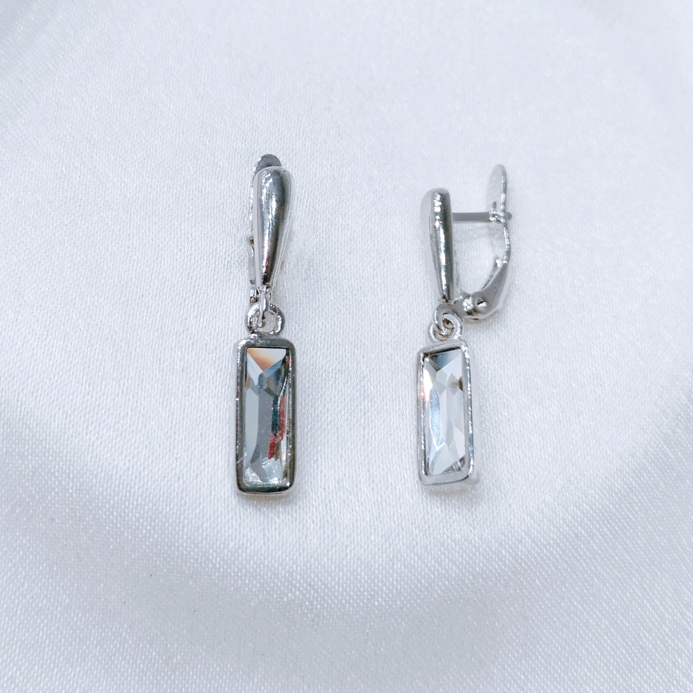 "Ментака" серьги в родиевом покрытии из коллекции "Тайны  вселенной" от Jenavi  с английским замком