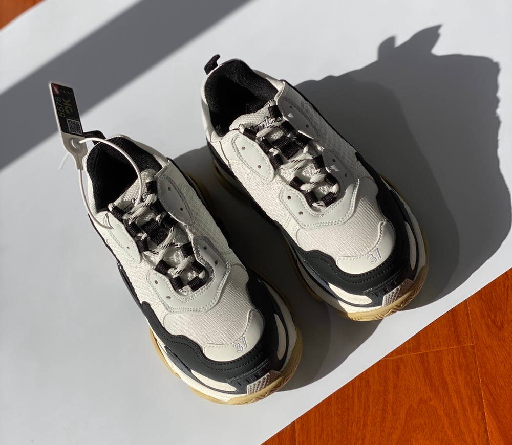 Balenciaga Triple S