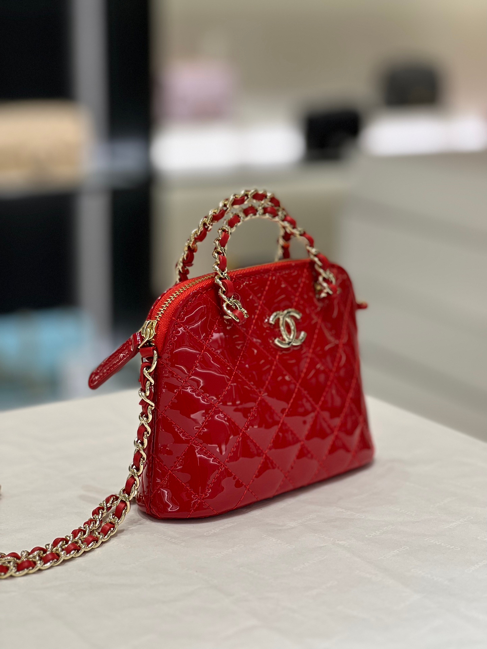Chane1 Clutch With Chain