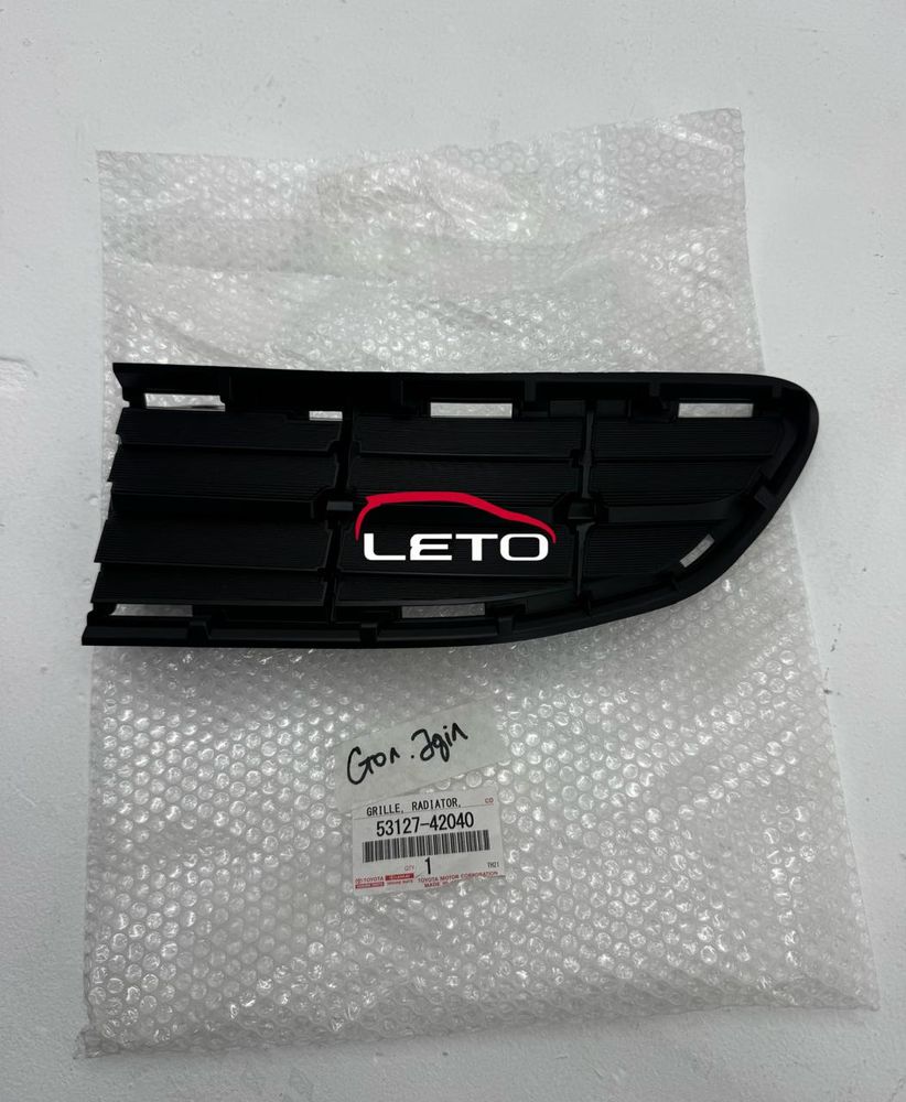 Заглушка решетки бампера (RH) 53127-42040 5312742040 Заглушка решетки бампера (RH) 53127-42040 5312742040