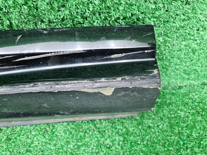 Накладка порога правая Voyah Passion (2022-н.в.)