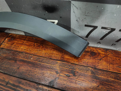 Накладка двери задней правой Geely Monjaro 21-нв Б/У Оригинал 6073117600