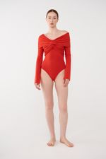 ТОП-БОДИ С УЗЛОМ, КРАСНЫЙ