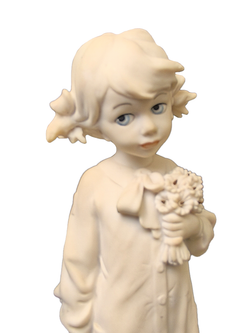 Статуэтка "Девочка с портфелем и цветами" Capodimonte