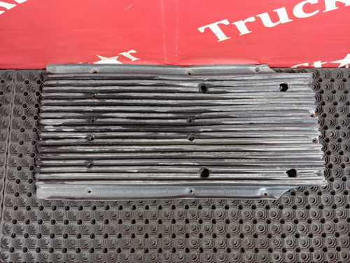 Брызговик крыла переднего