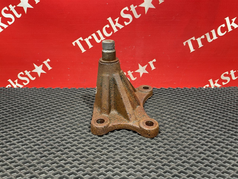 Кронштейн цилиндра подъема кабины 2023г.