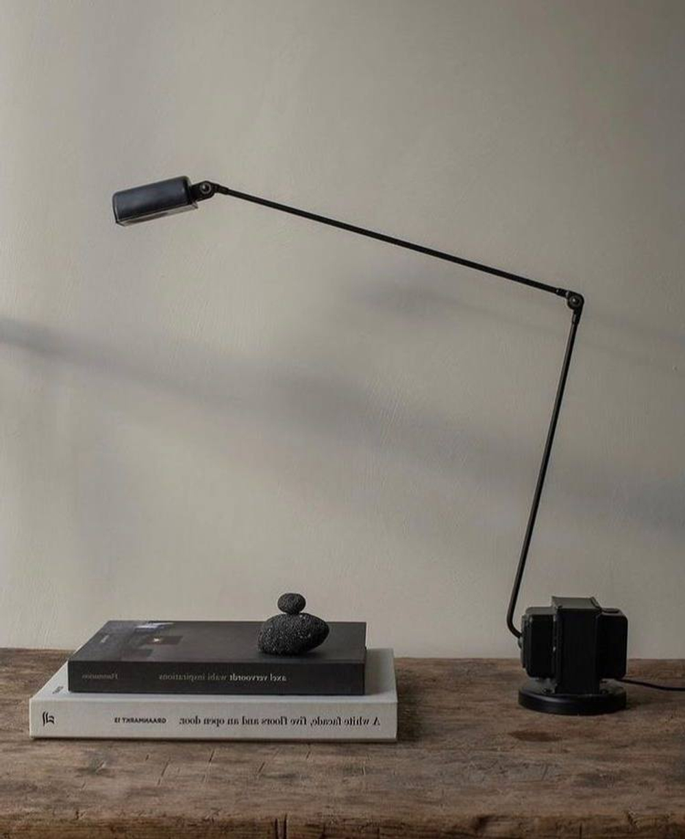Table design lamp Daphine by Lumina