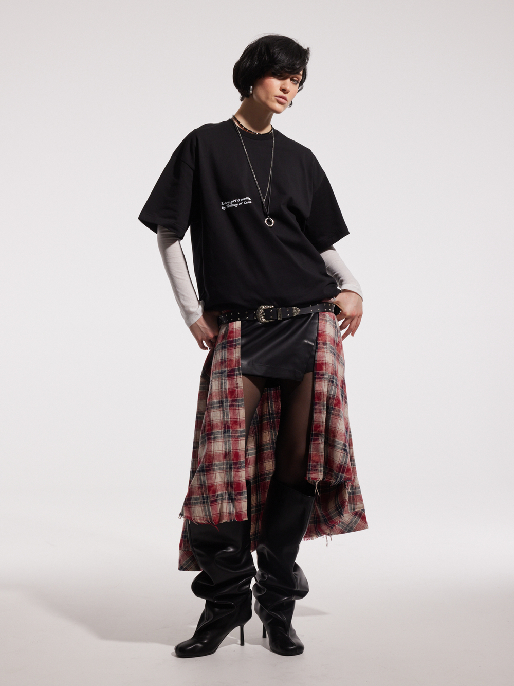 Футболка Written by, черная