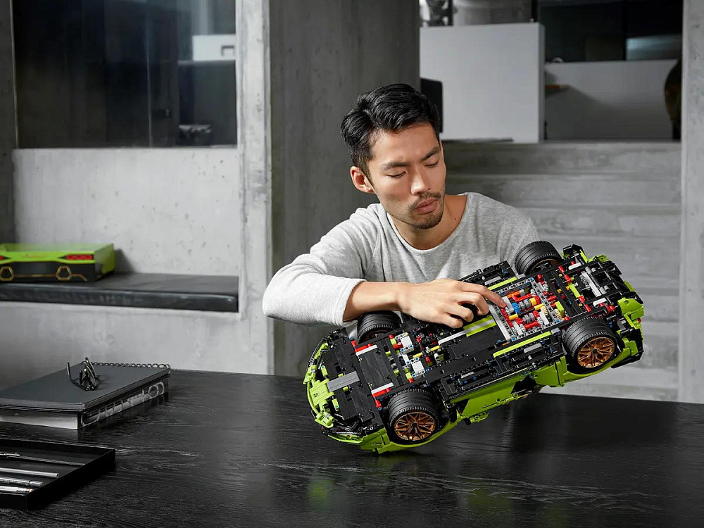 Конструктор LEGO Technic Lamborghini Sián FKP 37 42115