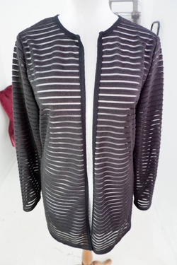 Кардиган Clever тонкий, визуально на 50 размер