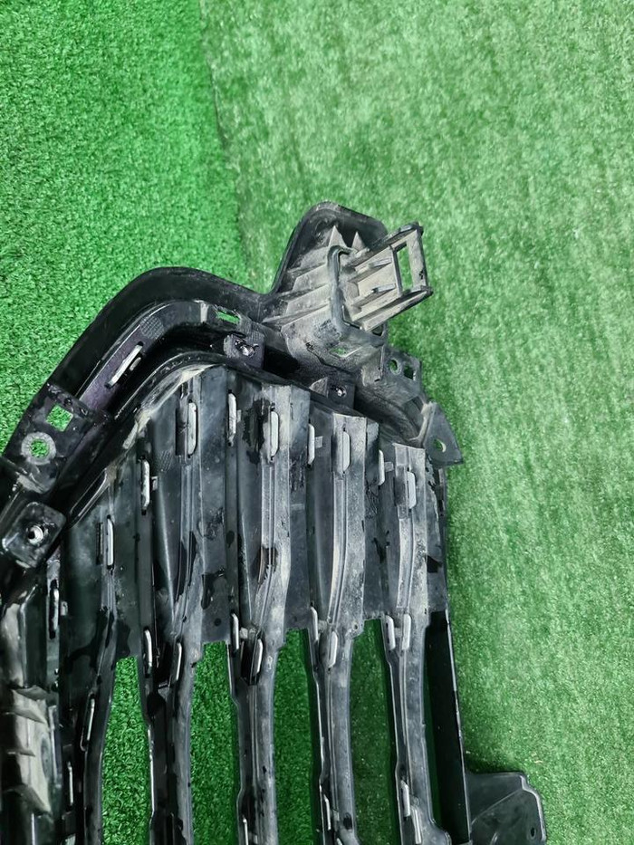 Решетка радиатора Haval Jolion (2021-н.в.)