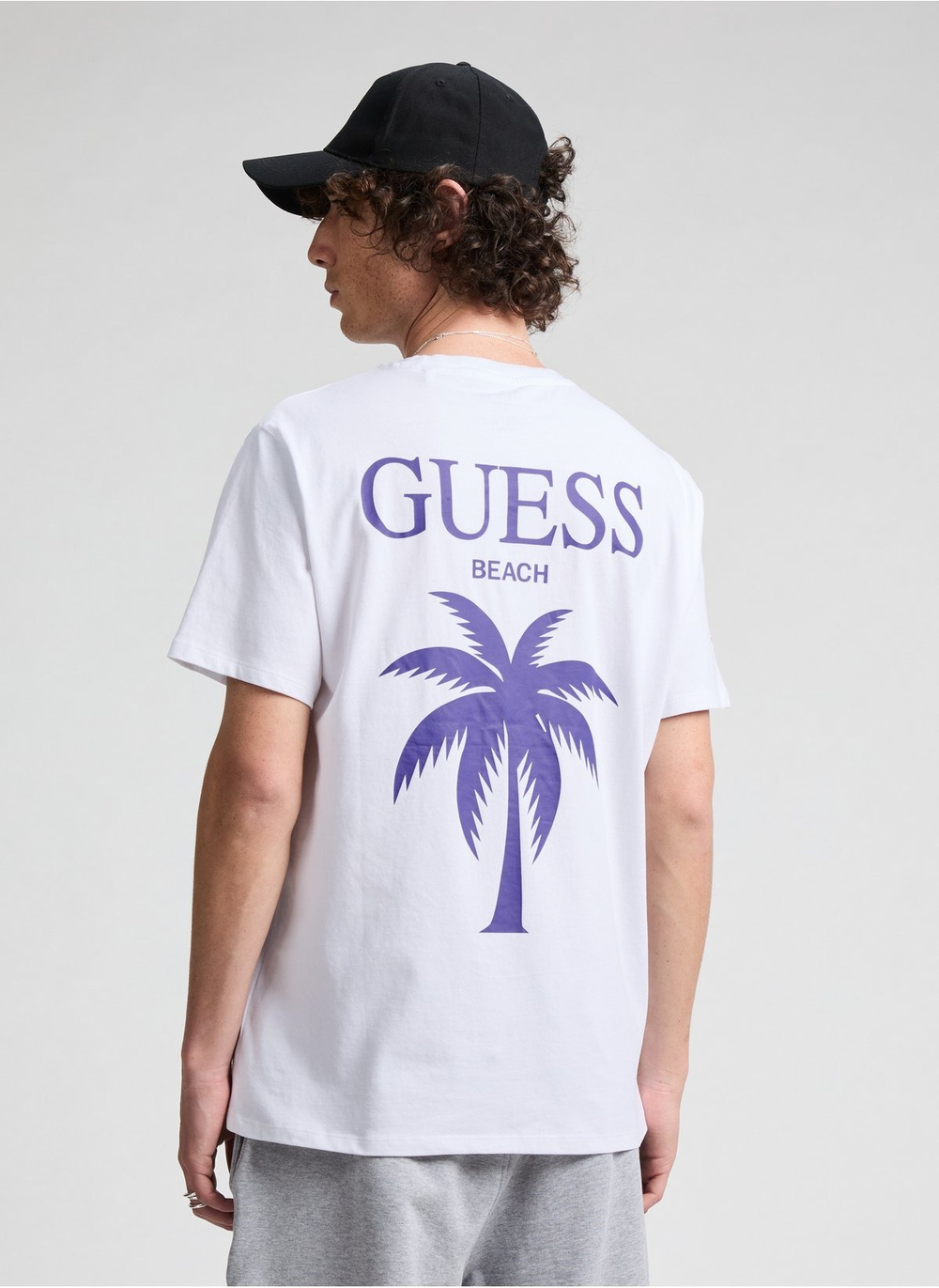 Футболка мужская GUESS