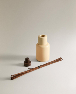 Zara Home - Освежитель воздуха mikado светящийся камелия, 190 мл