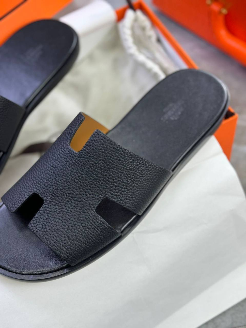 Шлепанцы Hermes