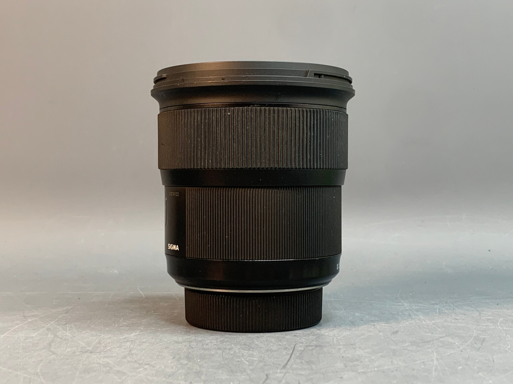 Sigma AF 24mm 1.4 DG HSM Nikon F царапки
