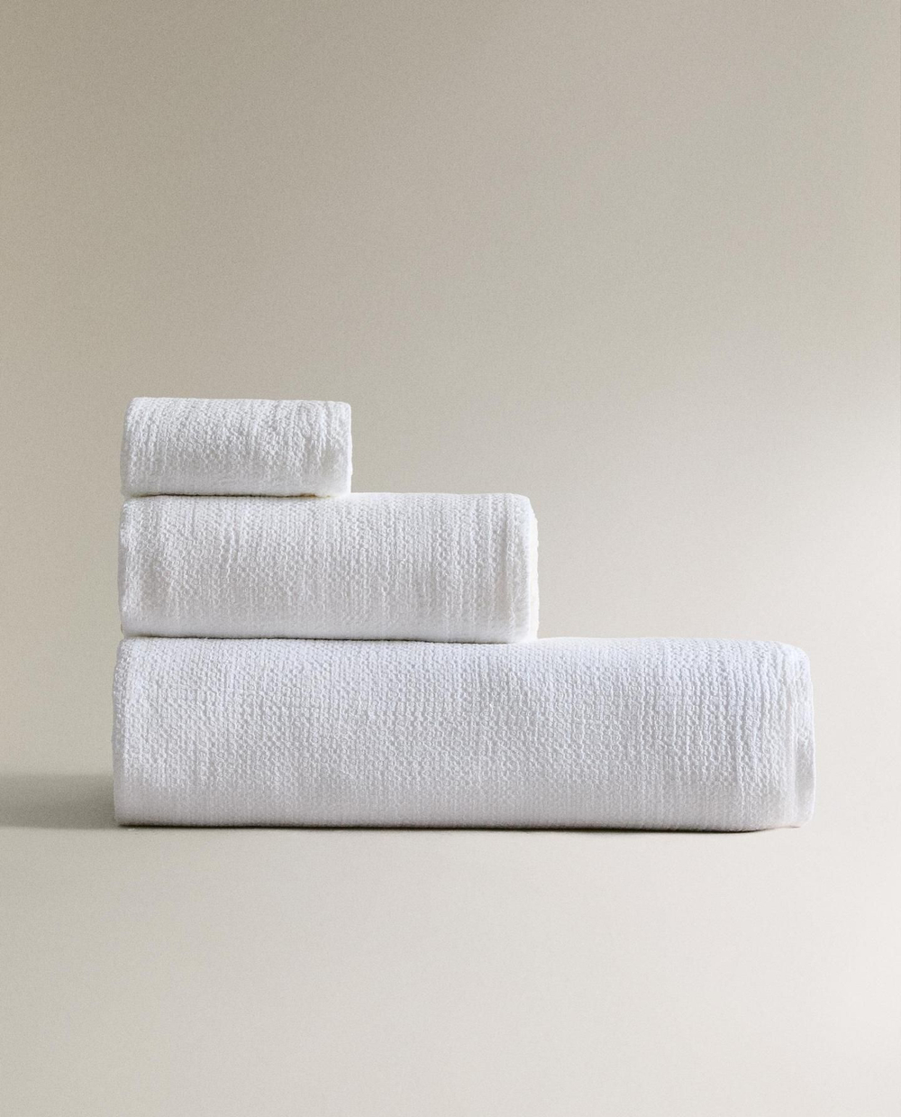 Zara Home - Льняное банное полотенце с вафельной текстурой, белый, 50х90 см