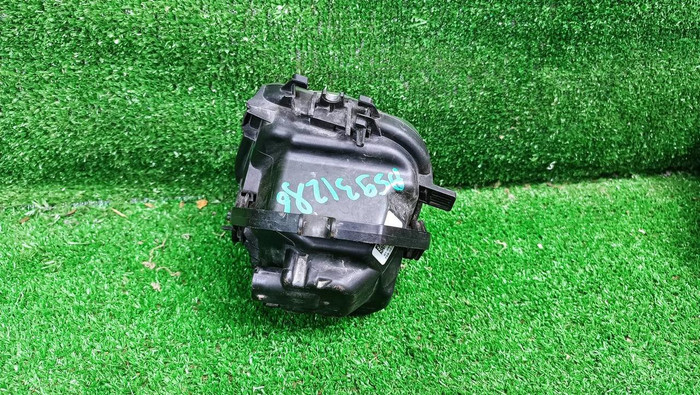 ПТФ правая BMW X5 F15 (2013-2018) LED