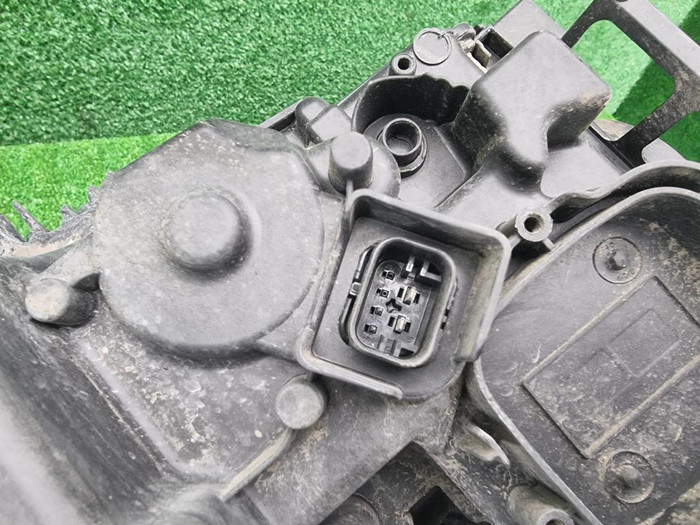 Фара левая BMW 5er G30 (2020-2023) Laser