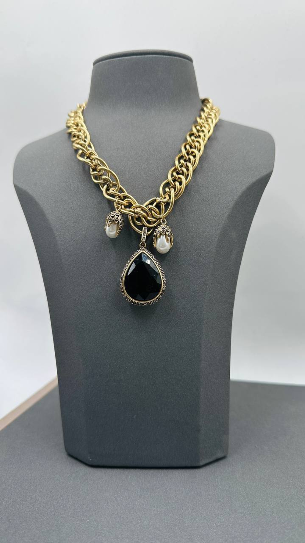 Колье Alexander McQueen