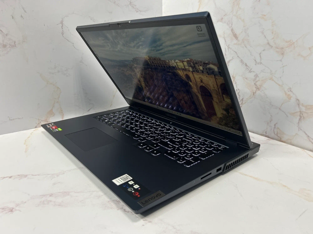 Ноутбук игровой Lenovo Legion 5 17ACH6H (82JY000CRU) 17.3"/AMD Ryzen 7 5800H/RAM 16GB/SSD 512GB/nVidia GeForce RTX 3060 6GB/IPS/1920*1080/Windows 11/Подсветка кл-ры: LED/черный. Состояние: B1