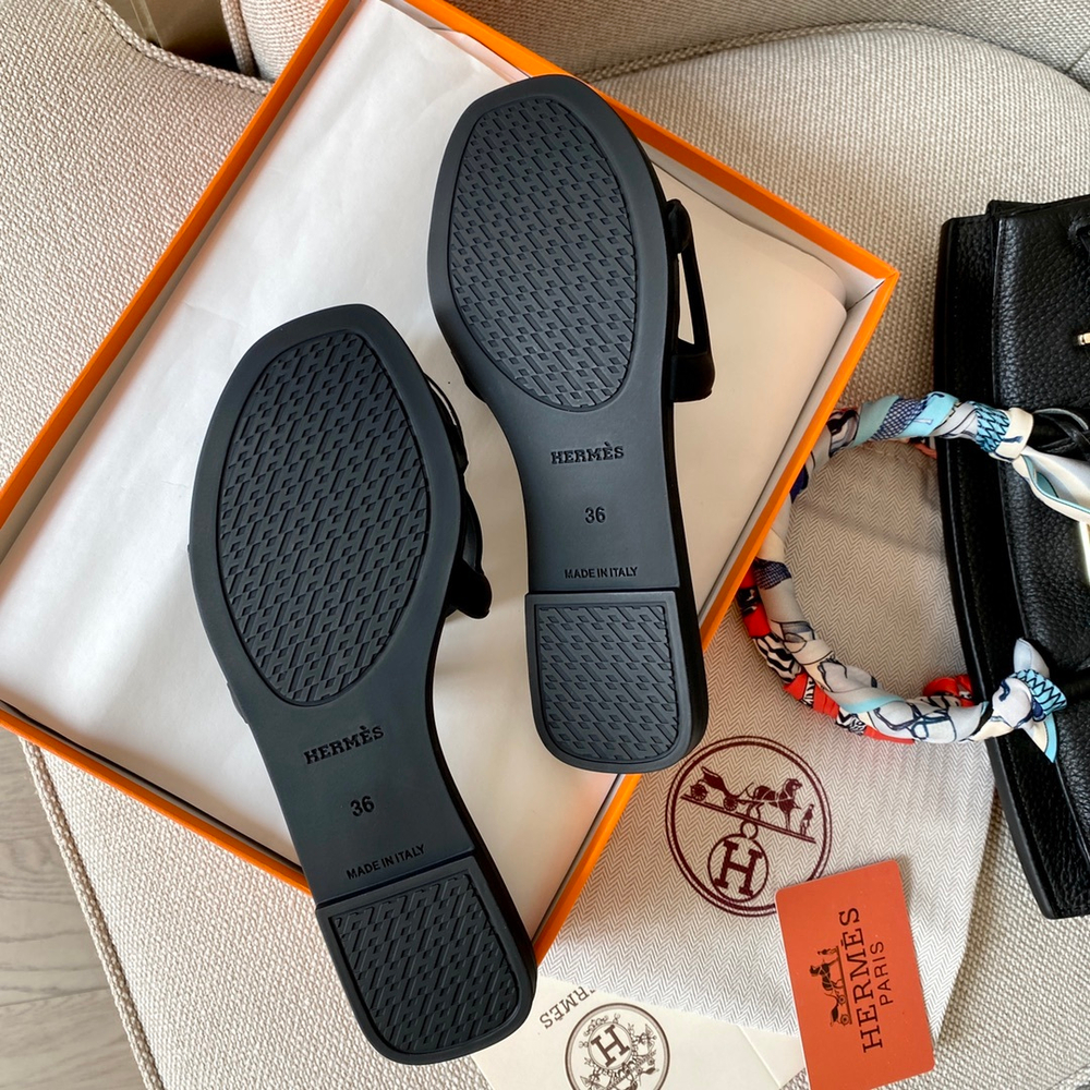 Hermes Aloha Sandal