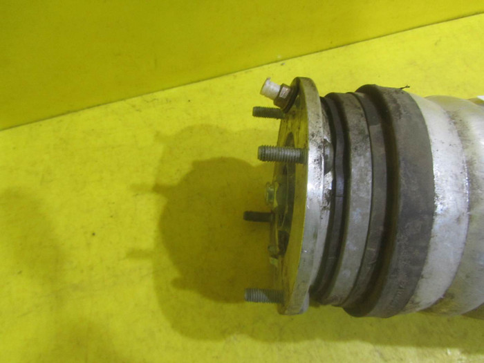 Стойка пневматическая передняя правая Range Rover Sport 2 (14-18)