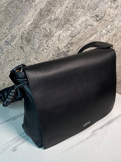 Сумка-мессенджер Loewe