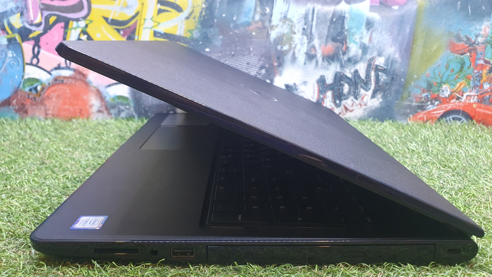 Ноутбук Dell i5-7/8Gb