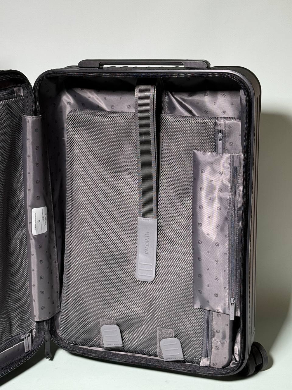 Чемодан Rimowa