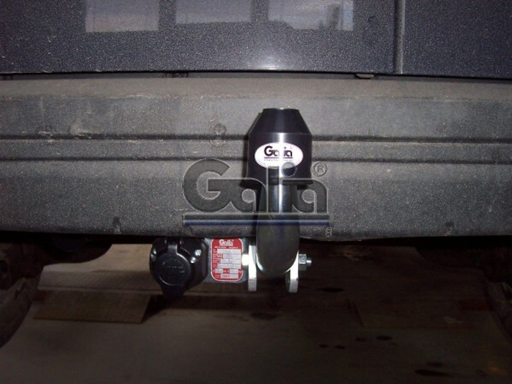 Фаркоп оцинкованный Galia D037C для Lada Largus 2012-, Dacia Logan универсал 2007-2013(паспорт и сертификат в комплекте)(без электрики)