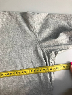 Футболка H&M базовая, маркировка XS, визуально 42 размер