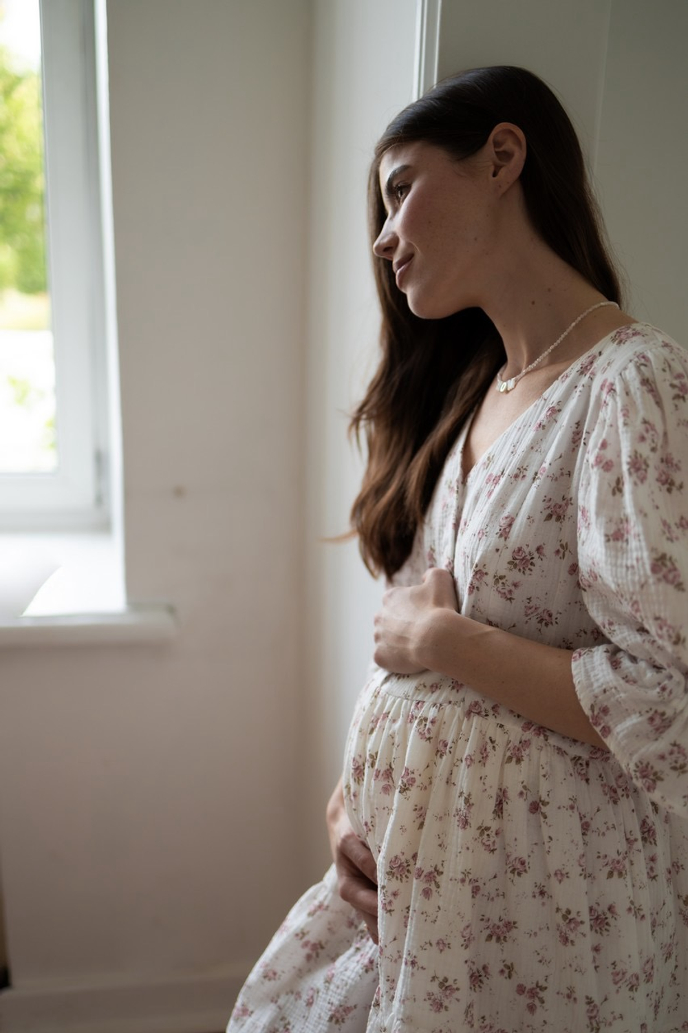 Платье Милана из муслина для беременных и кормящих, Айвори с цветами