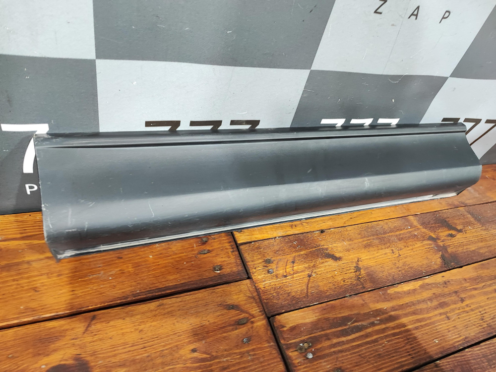 Накладка двери задней правой Mazda CX-5 2 (KF) 17-нв Б/У Оригинал KB7W51RC1