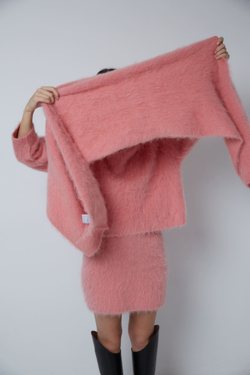 Шарф из альпака розовый