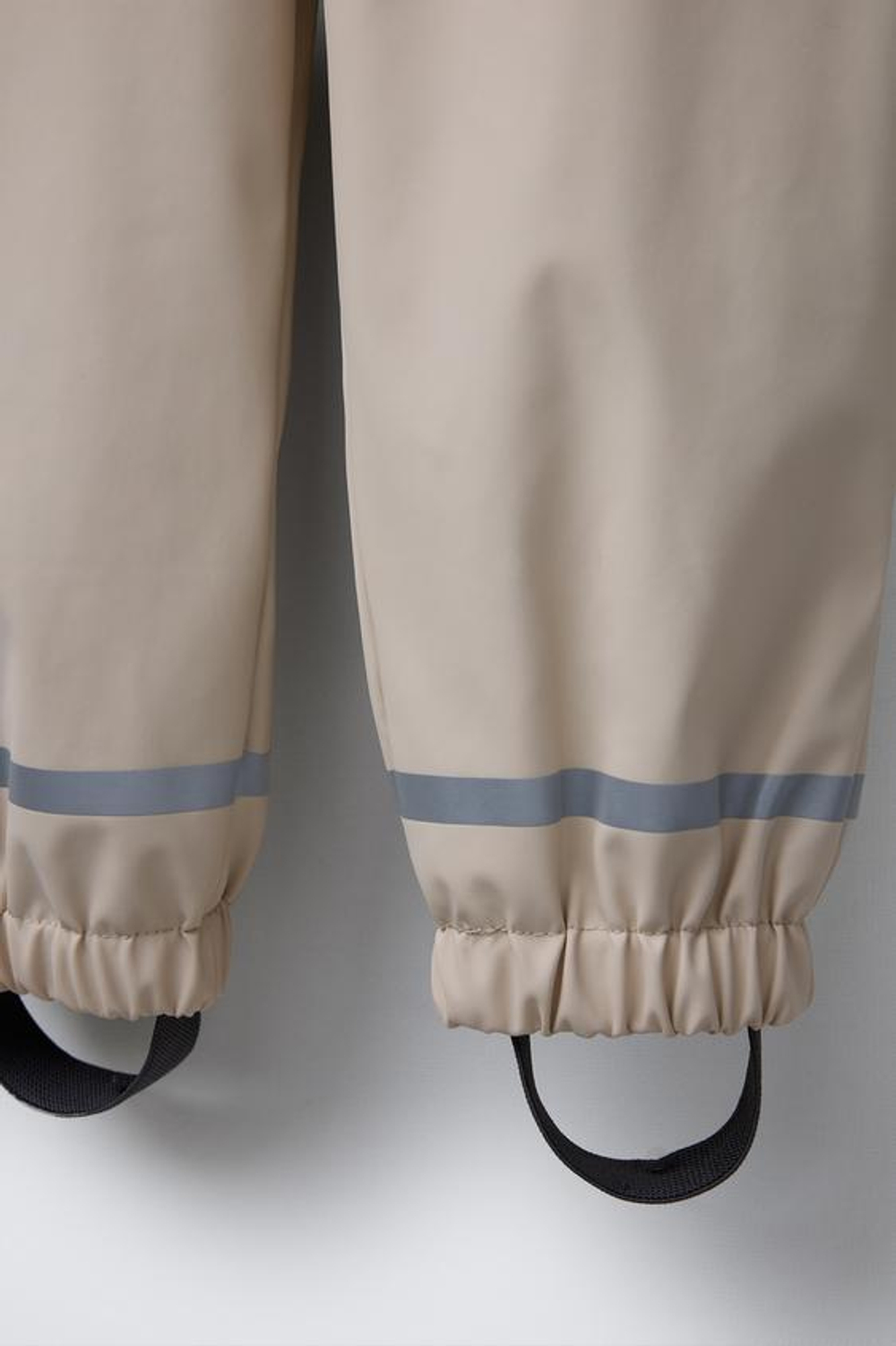 ZARA ПРОРЕЗИНЕННЫЙ КОМБИНЕЗОН WATER-REPELLENT, ЭКРЮ