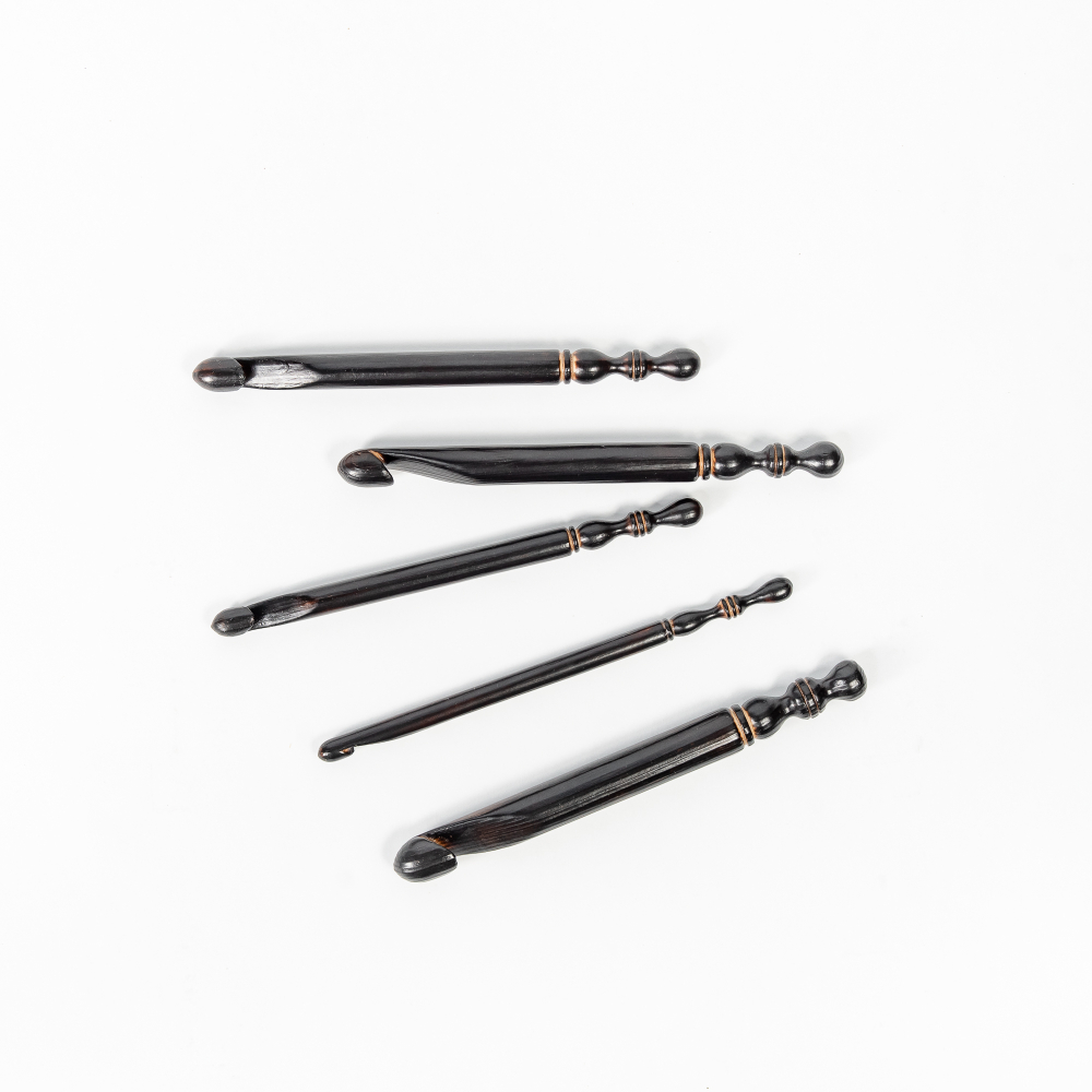 Набор деревянных крючков для вязания 5 шт (8, 10, 12, 14, 16мм.) KN28