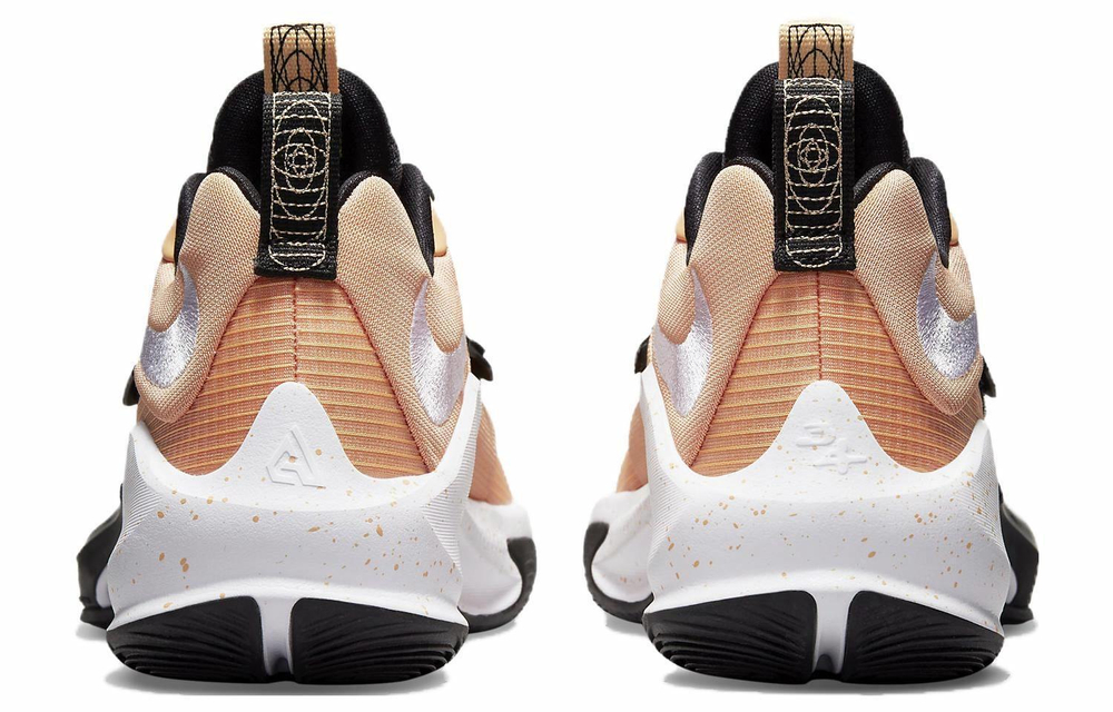 Кроссовки Nike Freak 3 Zoom Tb