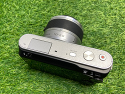 Nikon 1 J1 Kit 1 Nikkor 10-30mm 3.5-5.6 VR