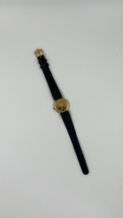 Часы Gucci