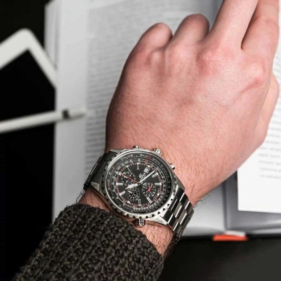 Наручные часы Casio EF-527D-1AVUEF